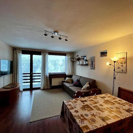 Cervinia Ski In Ski Out - Spacious Apartment เบรยล์-แชร์วิเนีย ภายนอก รูปภาพ